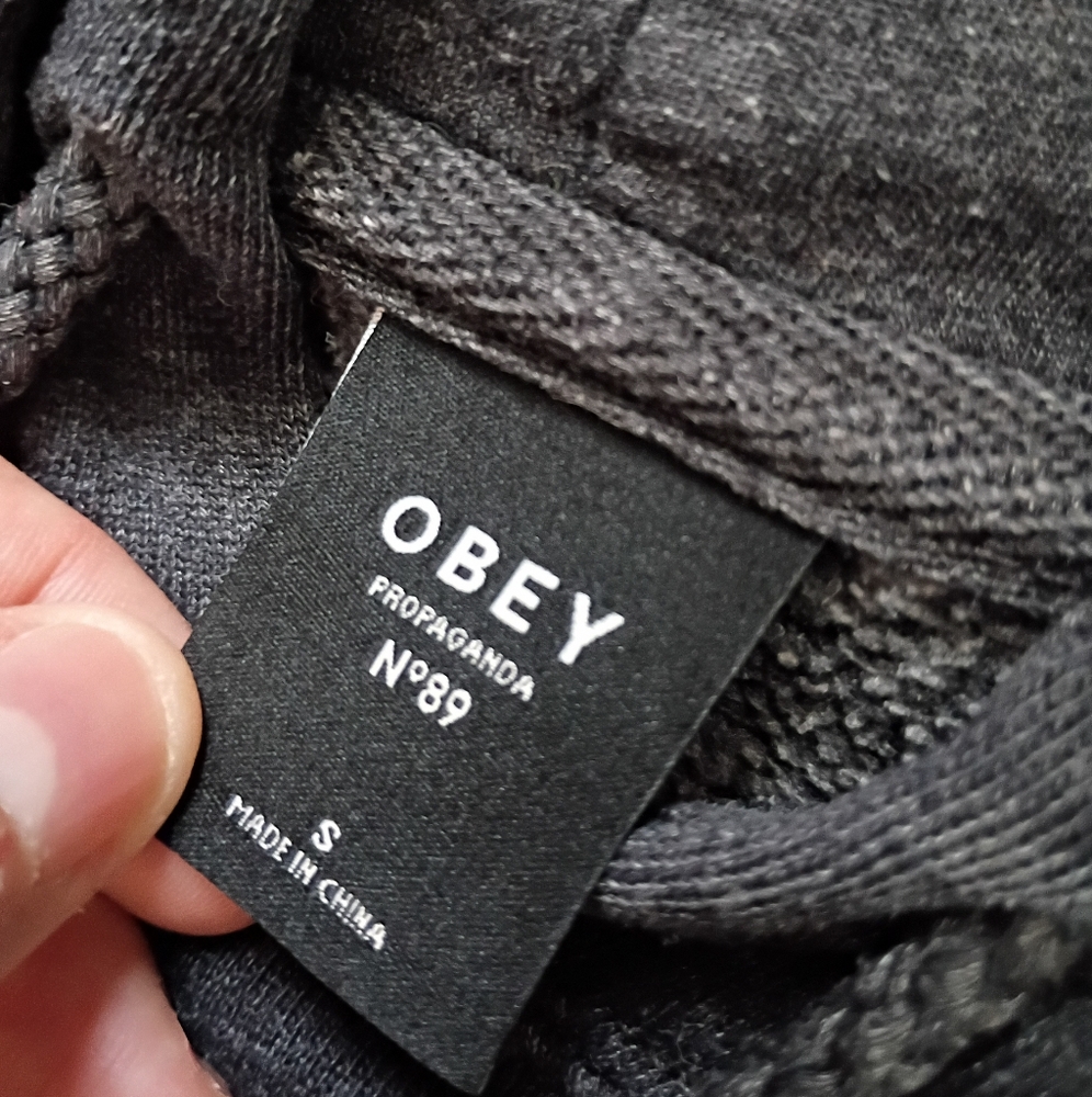 Obey Women's Hoodie Sweater - Picture 3 of 3